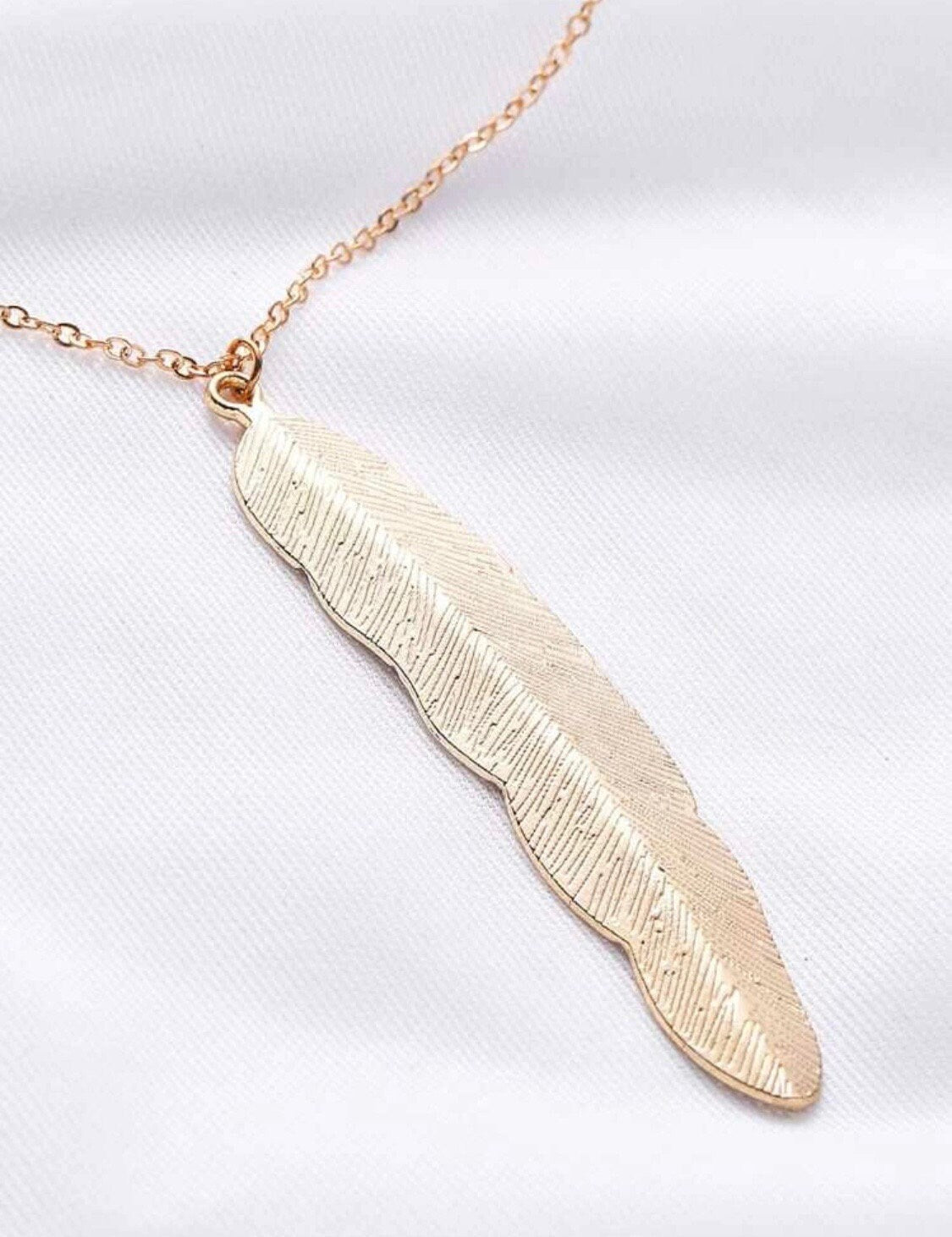 Gold Feather Pendant Necklace