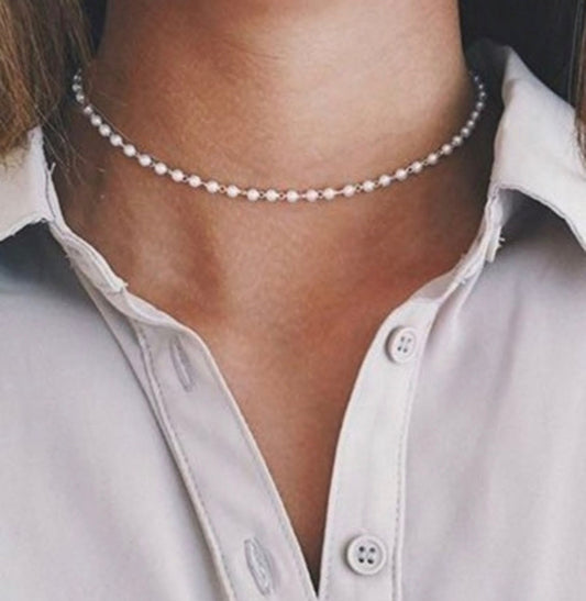 Faux Pearl Choker Necklace