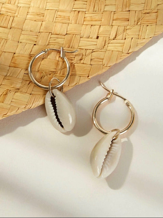 Small Gold Hoop Shell Earrings, Cowrie Shell Small Hoop Earrings, Small Gold Hoop Earrings, Shell Earrings, Small Hoop Earrings, Cowrie