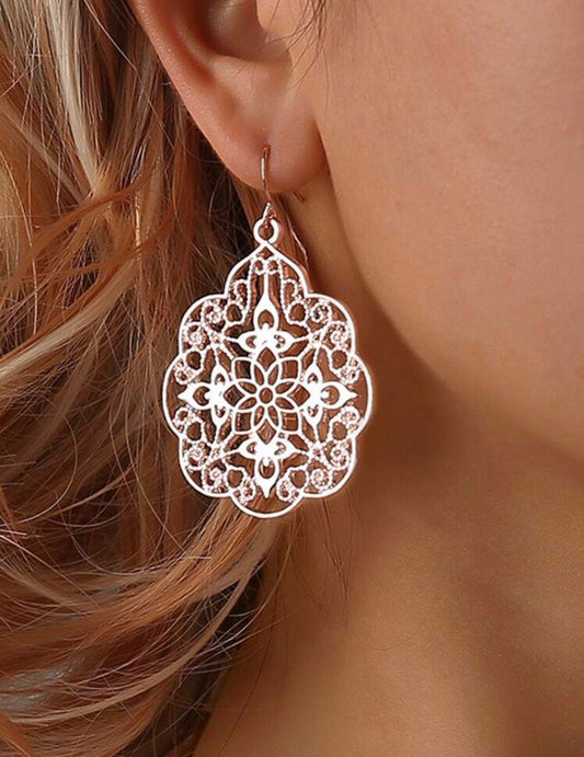 Rose Gold Flower Pattern Dangle Earrings, Flower Pattern Drop Earrings, Rose Gold Earrings, Rose Gold Jewelry, Jewelry Gift, Dangle Earrings