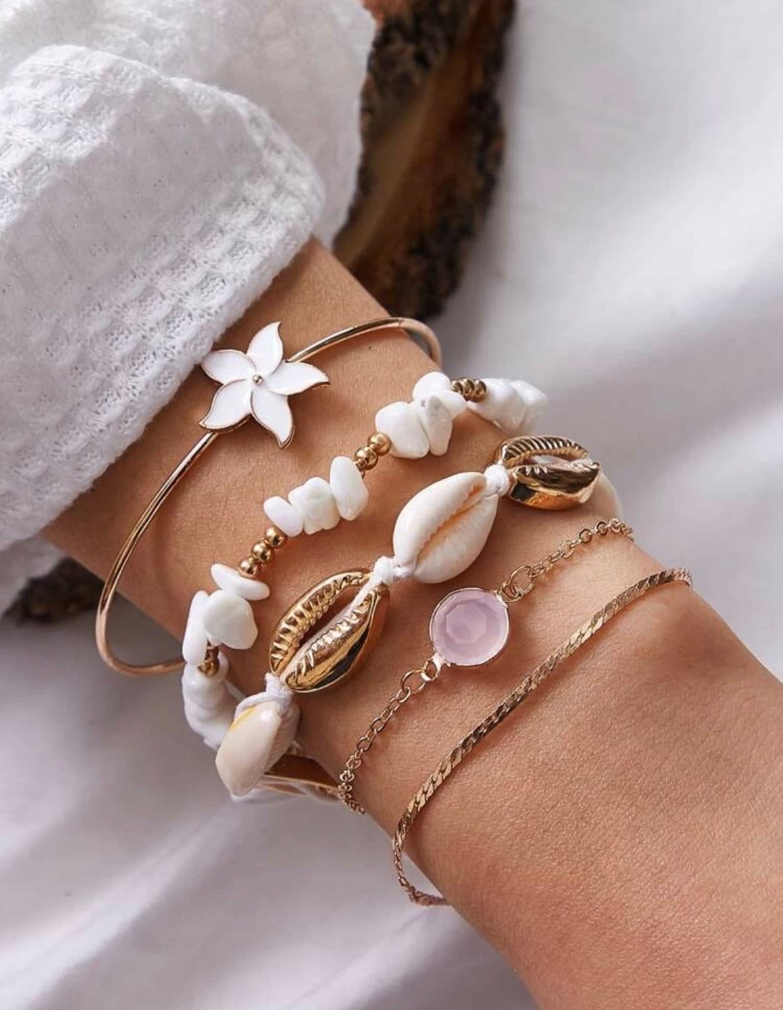 5 piece Tropical Flower Bracelet Set