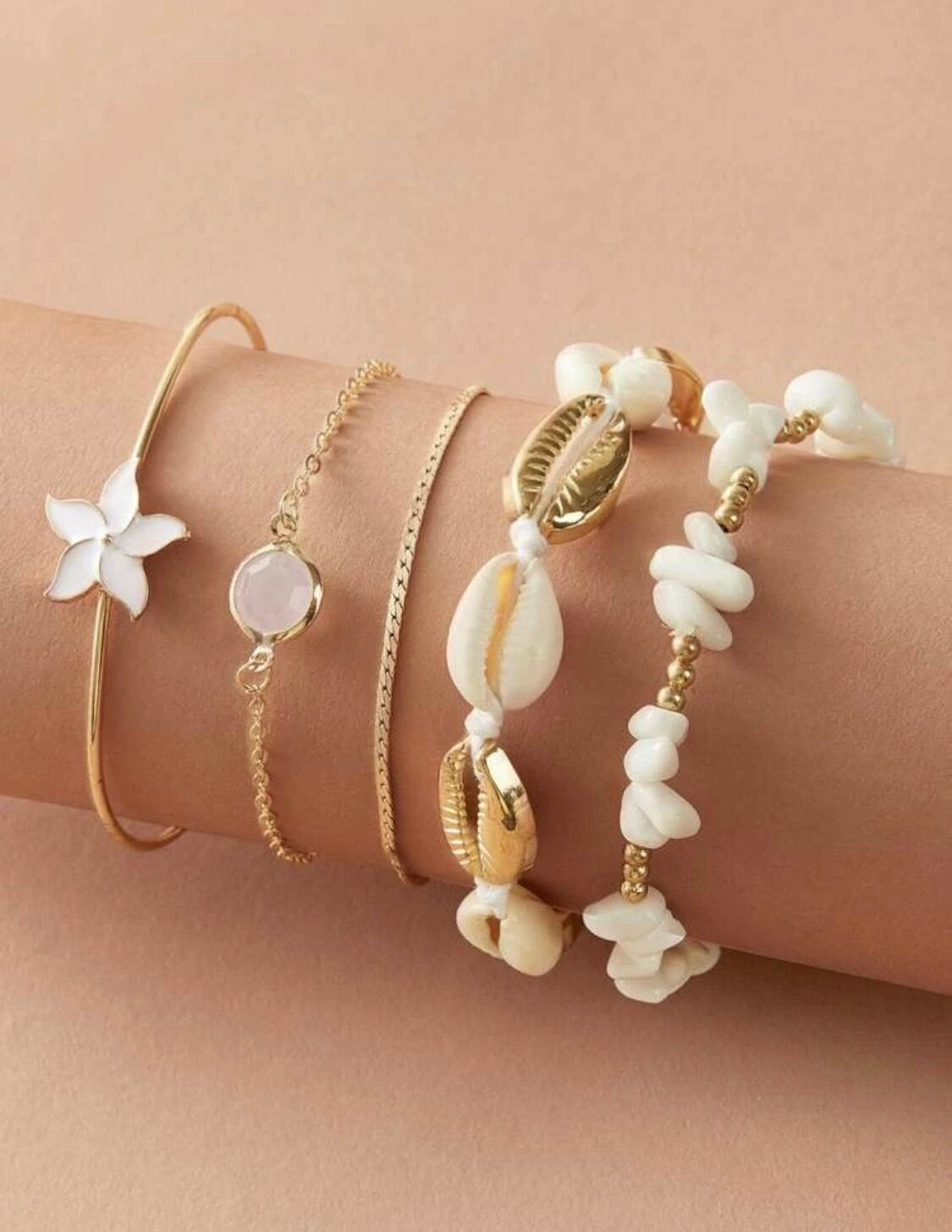 5 piece Tropical Flower Bracelet Set