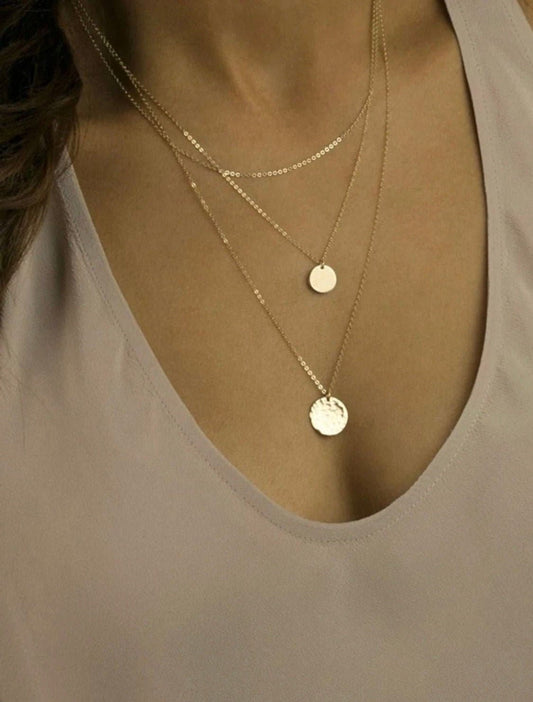 1 piece layered coin necklace