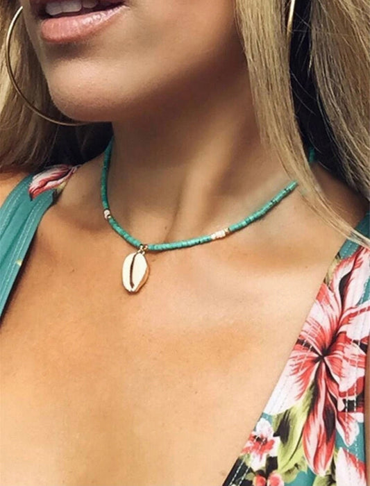 Shell Pendant Beaded Necklace