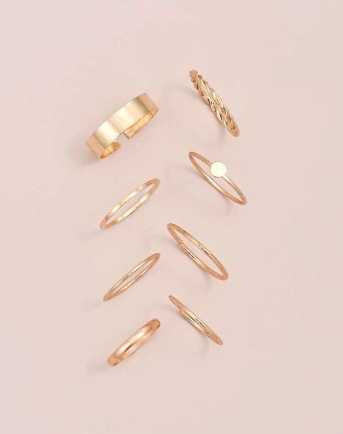 8 Piece Gold Ring Set